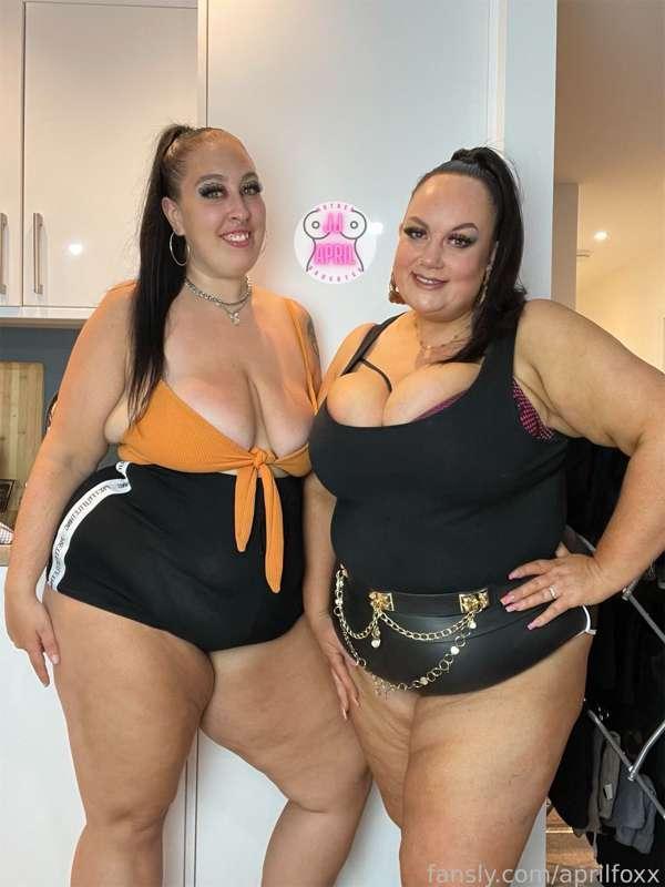 My bestie and I wanted to say hi🥵