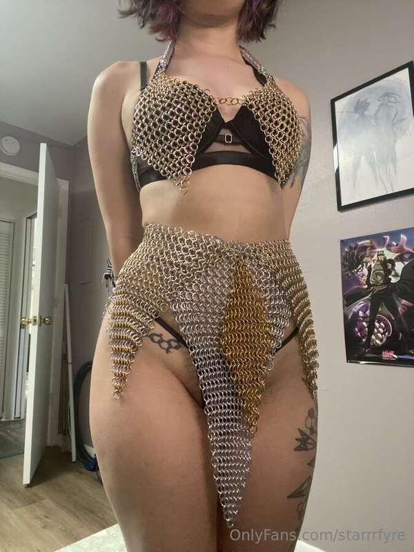 i finished making my chainmail!
