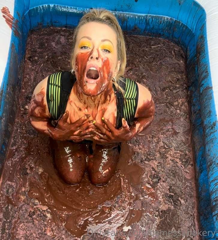 bsmessybakery image #9