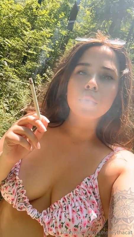 smokeythacat image #0