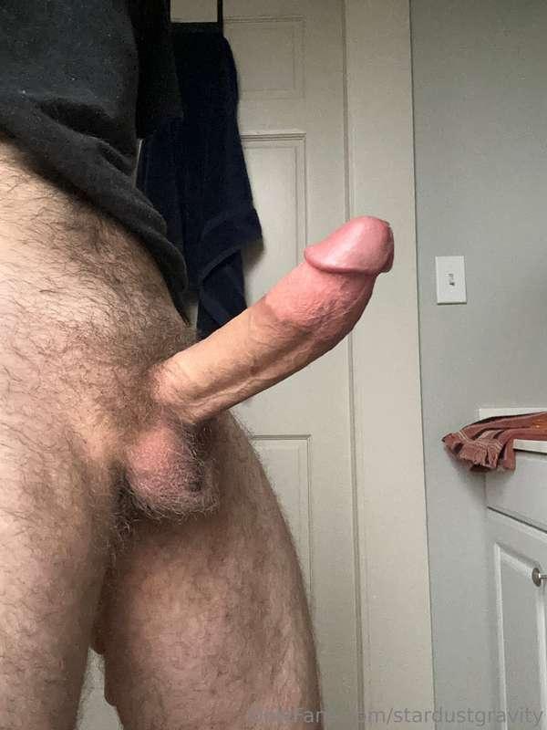 horny as fuck this morning. send some dick to my dms! i love..