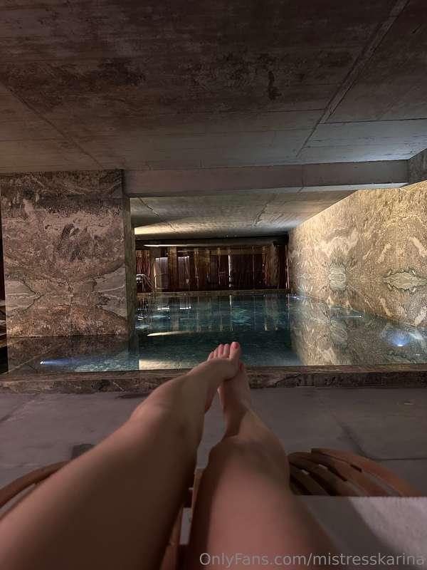 Where’s my foot massage slave?