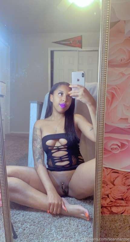 seannarose image #0