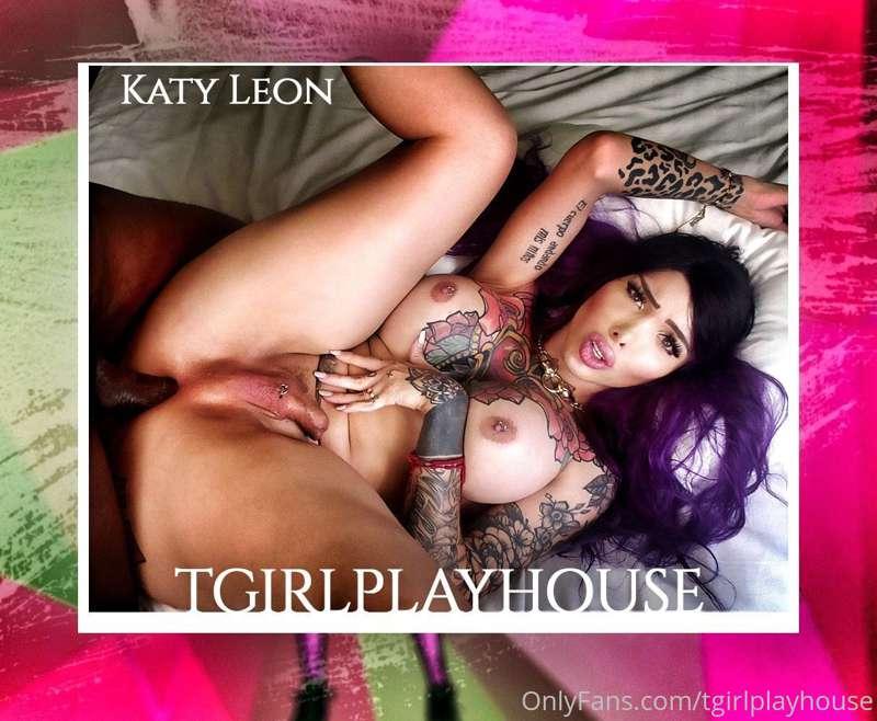 Up next: Welcome back Big Booty Mexican T-girl Katy Leon @ka..