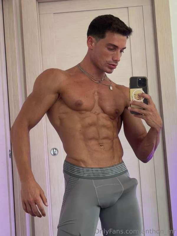 I'm needy for a helping hand rn 😁😋