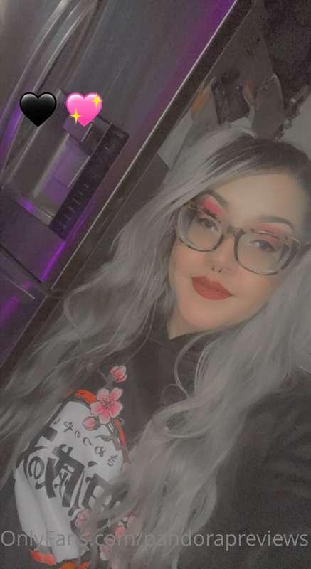 Want a FREE VIDEO? 🥺 Like 10 of my pics and comment “DONE “ ..