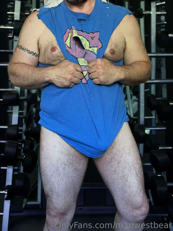 Wanna join me in the gym? A tip gets ya some face shots😉