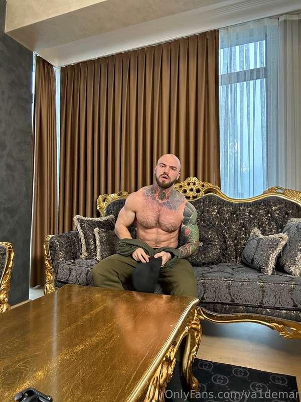 You invited me to your place and said to feel at home, haha...