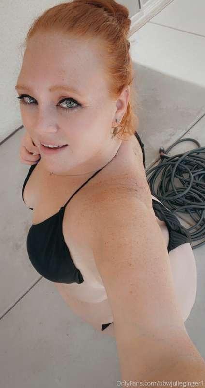 Had such a fun time at my girlfriends house! The pool, hot g..