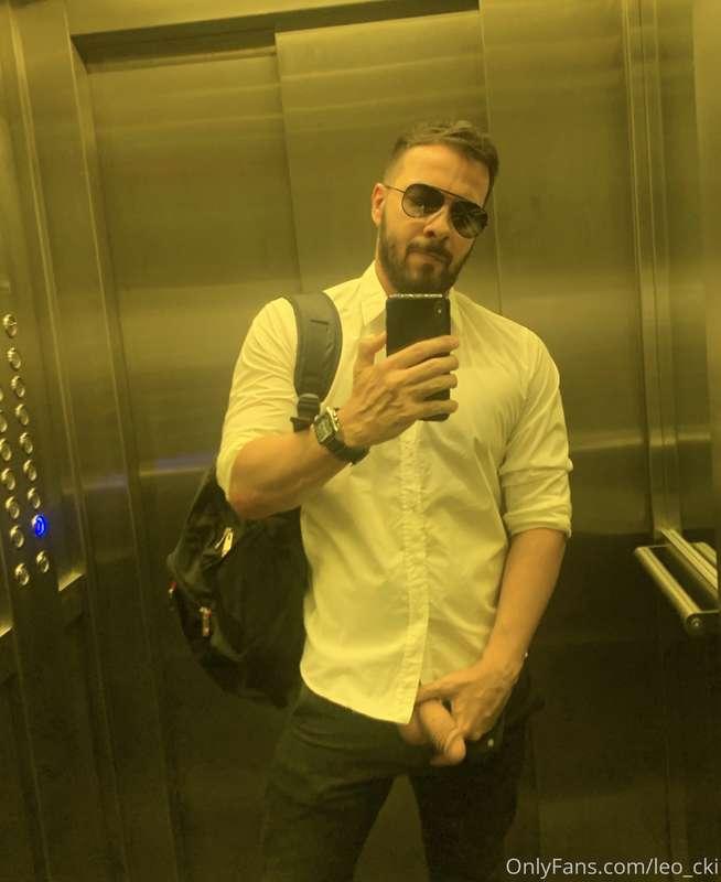 Impromptu dick out in the elevator