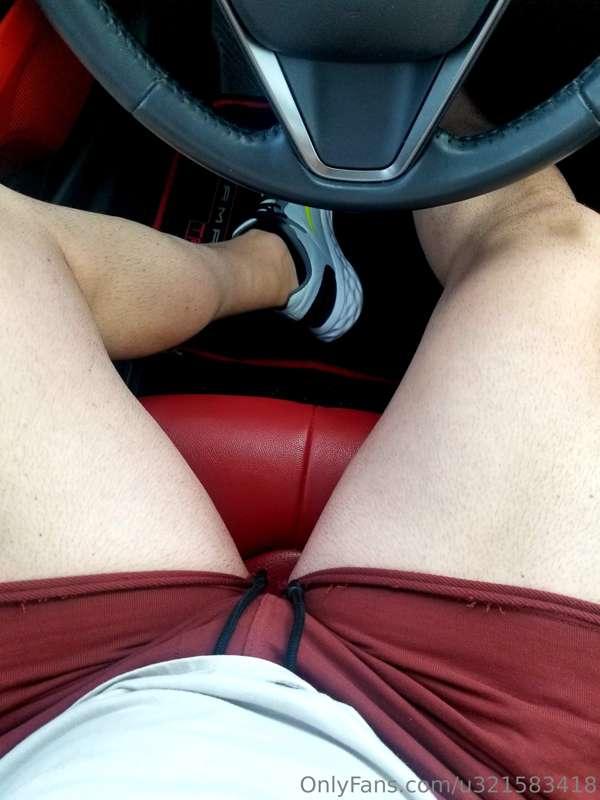 Gym time, cum watch me squat!!