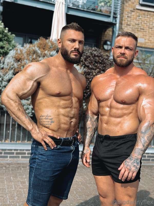 Did you see my new vid with Brock ? 🥵 Fuuuck Best muscle wor..
