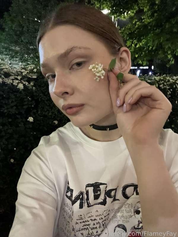 Some more pics from walk!

✦ #outdoor #lifestyle #gfe #redhead #natural #anime #petite #countrygirl #skinny #fyp ✦