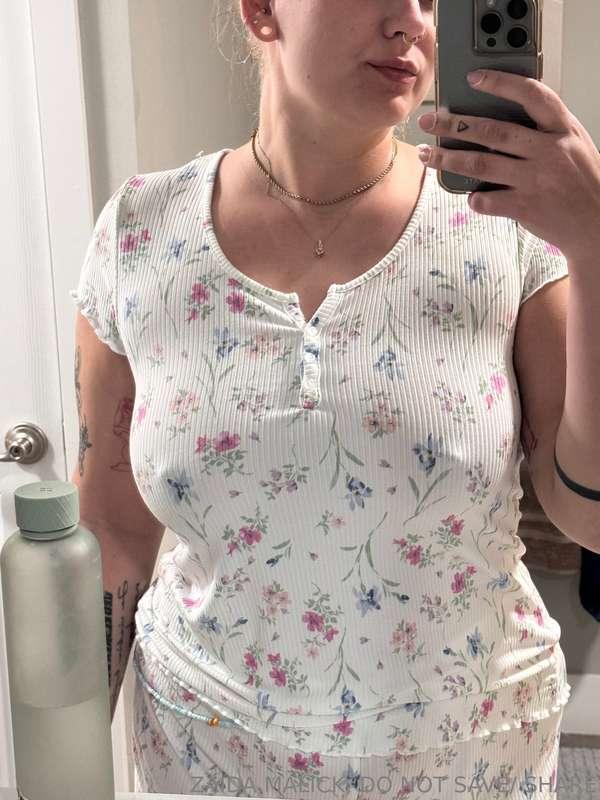 mysteriouzwoman image #1