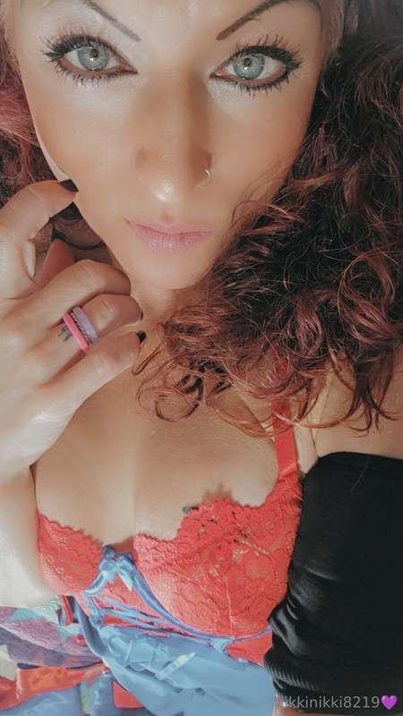 nikkinikki8219 image #0