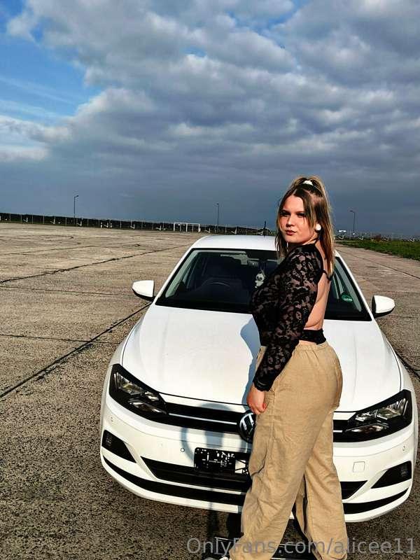 Na Baby hat dir mein heißes video gefallen?😏😘💦

Well baby di..