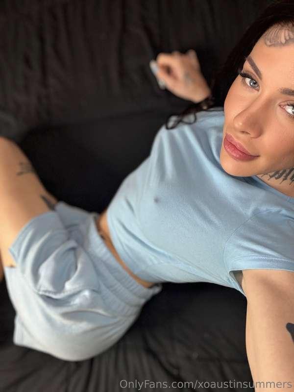 Just a little escape with me on this bed, hoping you’re thin..