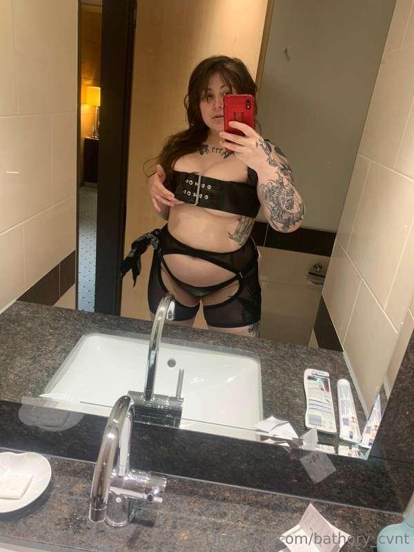 Slide into my DMs if you think you can handle me 😈