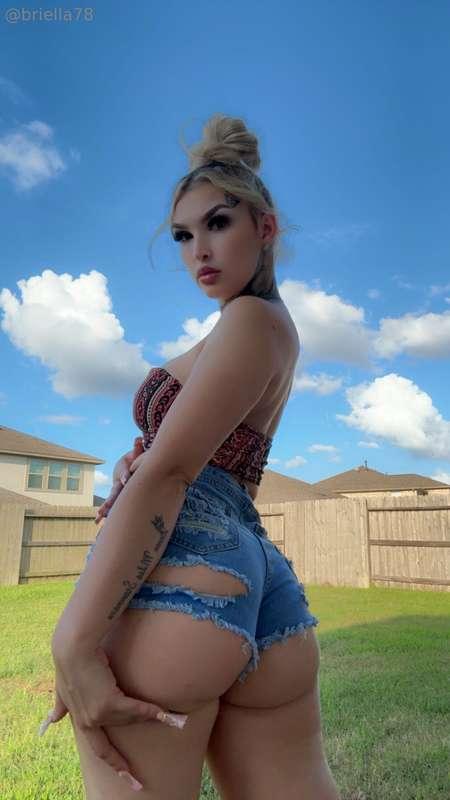 sexybriellah image #3