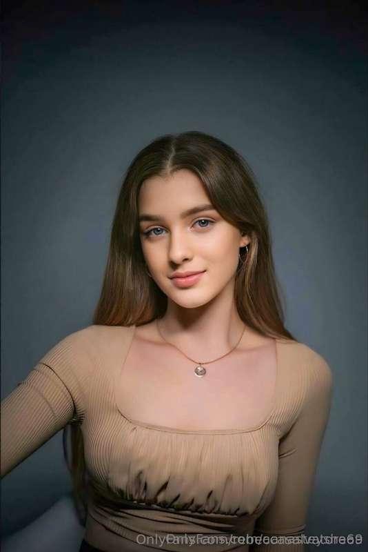 Crazy beauty @aanasteyshaaa 😻 Dick tamer 🙈Hottie with experi..