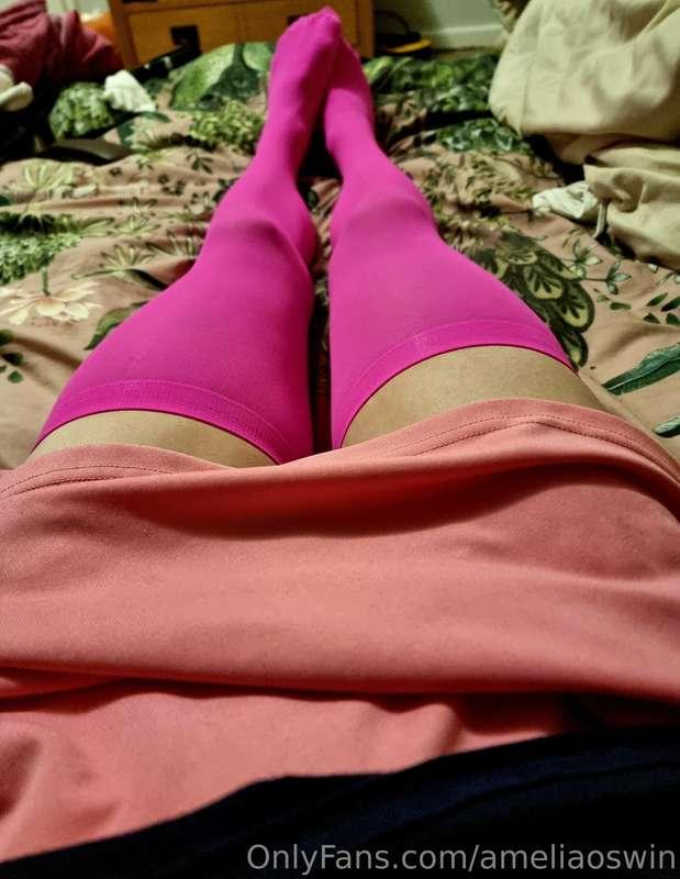 Leg pics, cumming, eating said cum, leaky clit