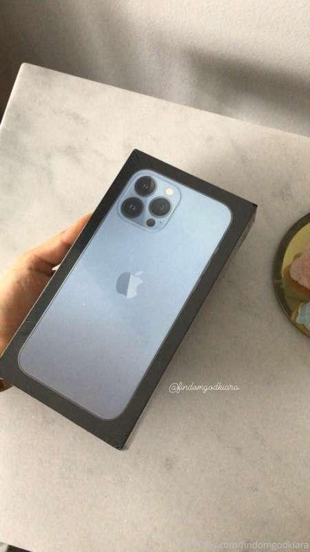 new phone 😌