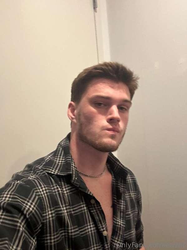 A selfie, but make it dangerous.