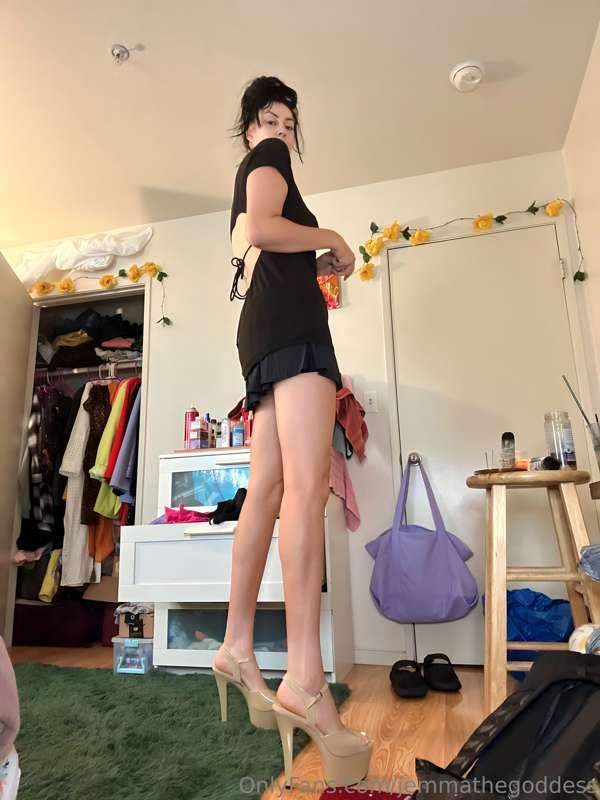7 inch heels :). Want the whole set? C a s h a p p $ MaliaAr..