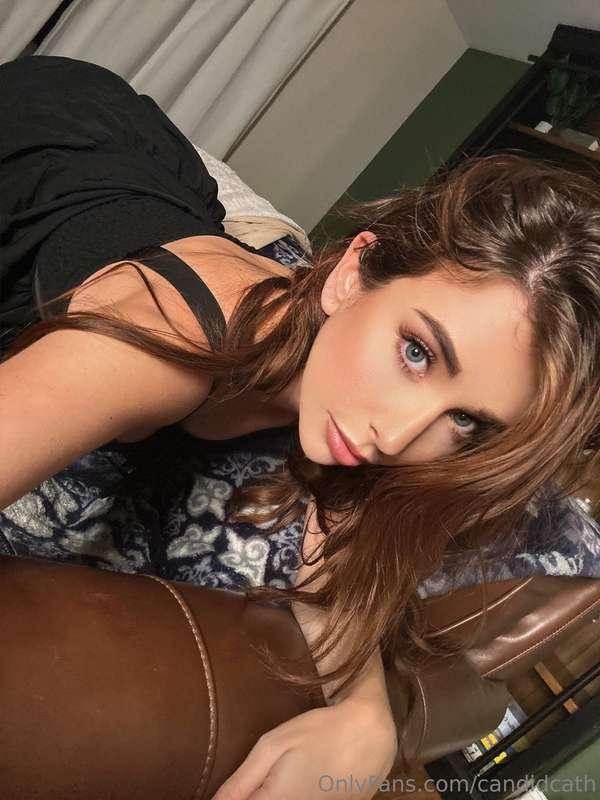 The best of me is waiting for you on, @catherain 🖤🤍