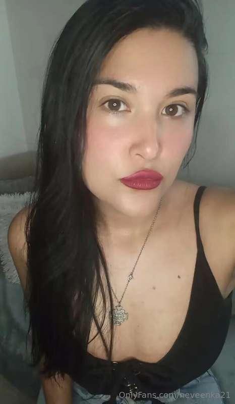This little face wants your cum, darling. Pour all your milk..