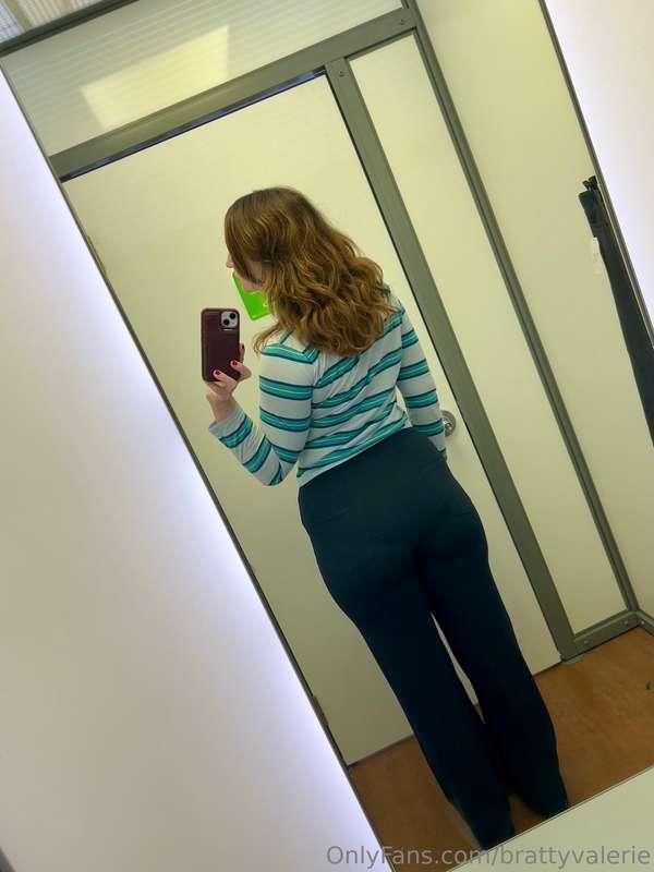 Should’ve worn a thong, my ass eats everything 😰