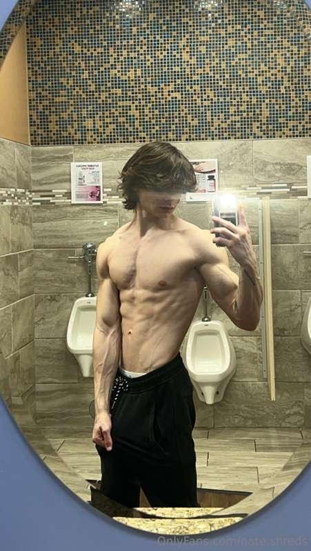 nate.shreds main image