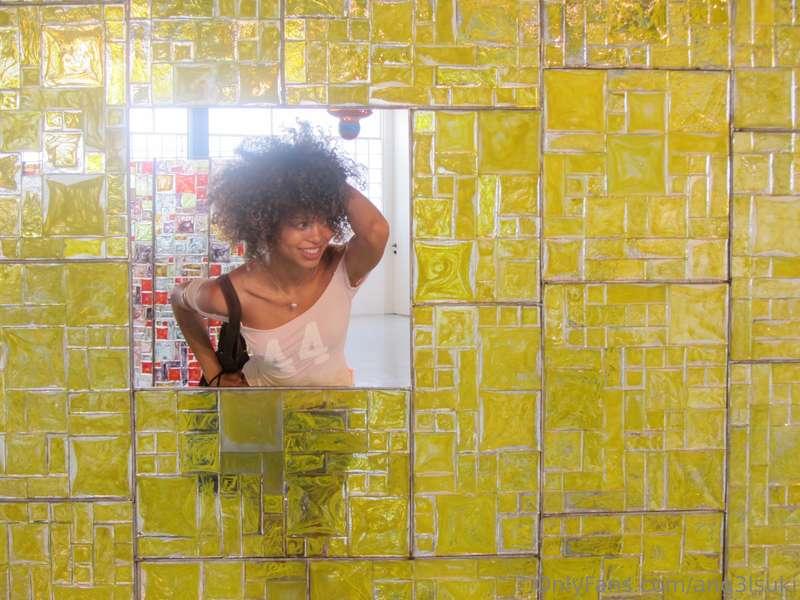 who tryna wife me up 👀 applications open 💘