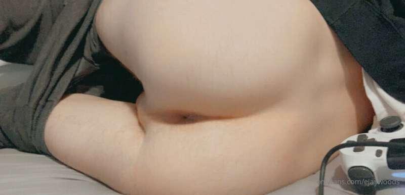 waiting for someone to cum inside 💦😁

𝐬𝐞𝐧𝐝 𝐚 𝐭𝐢𝐩, 𝐠𝐞𝐭 𝐚 𝐜𝐡𝐞𝐞..