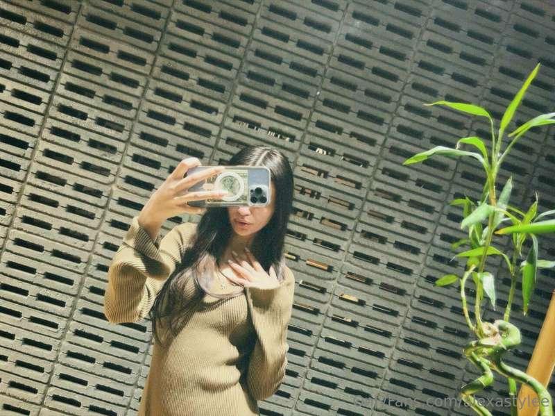 Photo in the mirror is already like a hobby, it is impossibl..