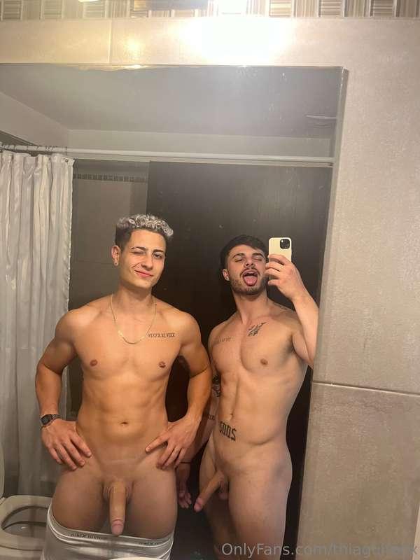 Which photo do you like the most? 🔥🥵  Que foto te gusta más?..