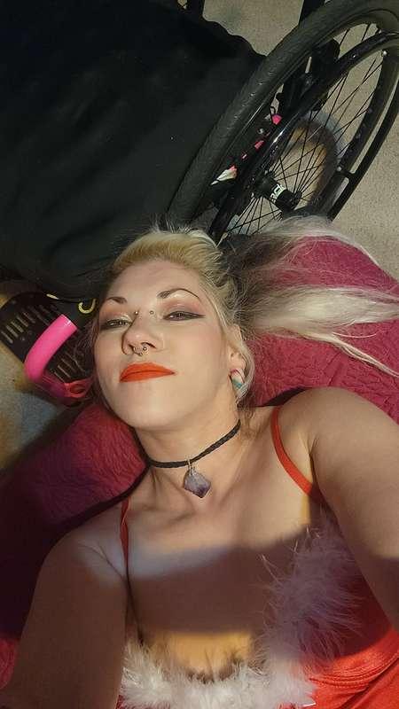 roxytoxic69 image #1