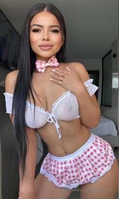 Venezuelan cutie @camilla_official wants to be punished🤤🤤🤤🤤 ..