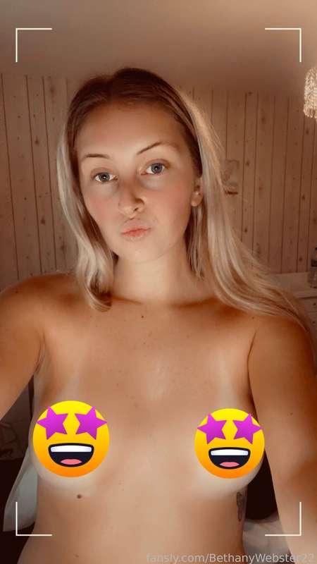 #FYP #blonde #young #boobs #tits #titties #nipples 