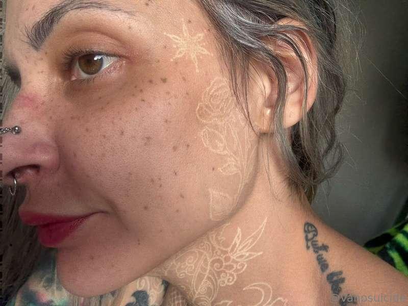 Close up no make up tattoos. My white ink is also your favou..