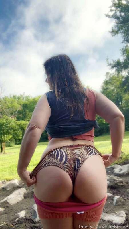 ellierenee image #4