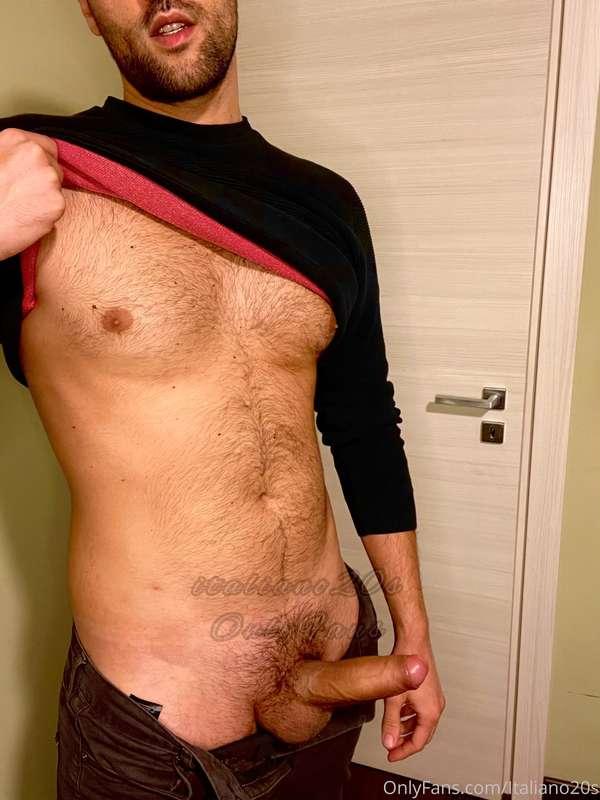 🇮🇹 Lecca, soffoca, prendilo 💦 • 🇬🇧 Lick it, eat it, ride it ..