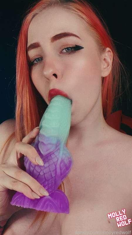 mollyredwolf image #5