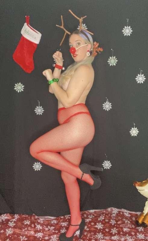 Merry Christmas From Rudolph the Red Nose Reindeer 🎁🎄