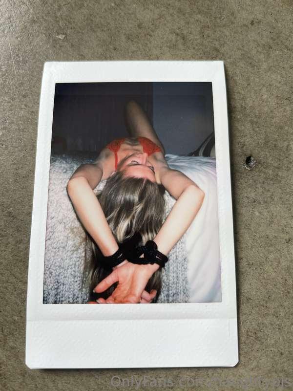 Just your fellow kink friendly bi girl stepping in to wish y..