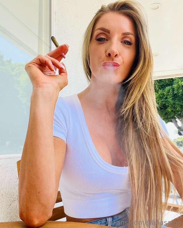 Do you like Sparking before Sex? 😏