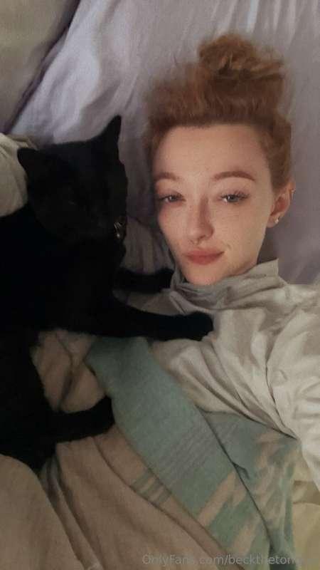 beckthetongue image #4