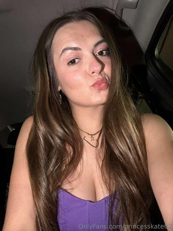 My pink pussy blowing up on onlyfans 😍👄 Be the first one to ..