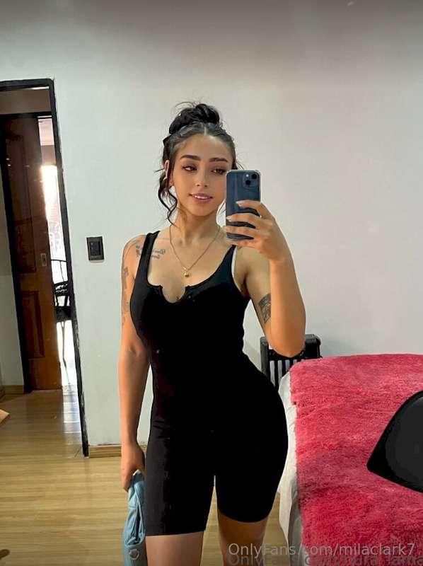 .This hot thing 🔥 @nura_lama 🔥 is waiting for you . Her puss..