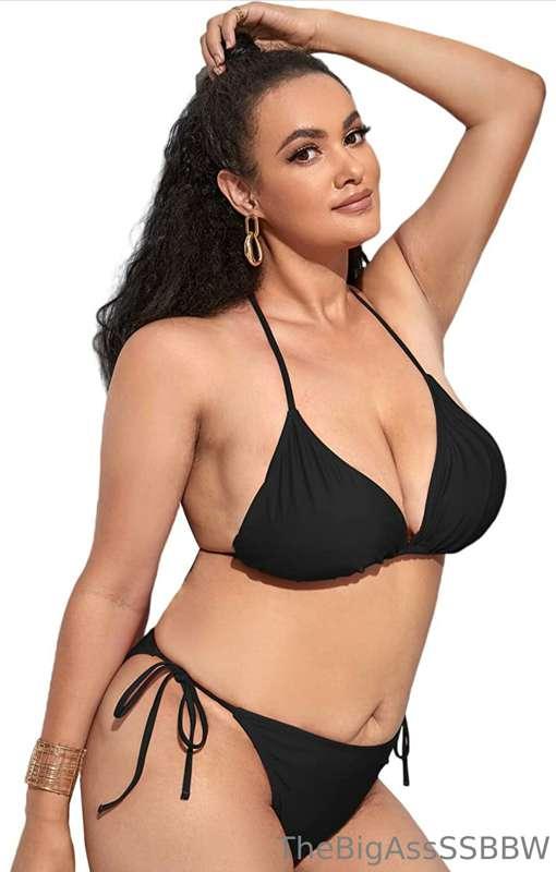 New video for you guys!! Trying on a new string bikini from ..